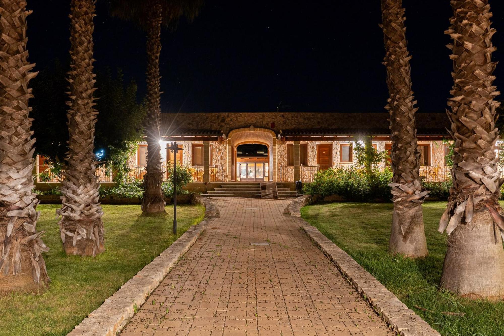 Hotel Masseria Le Pajare 普雷西切 外观 照片