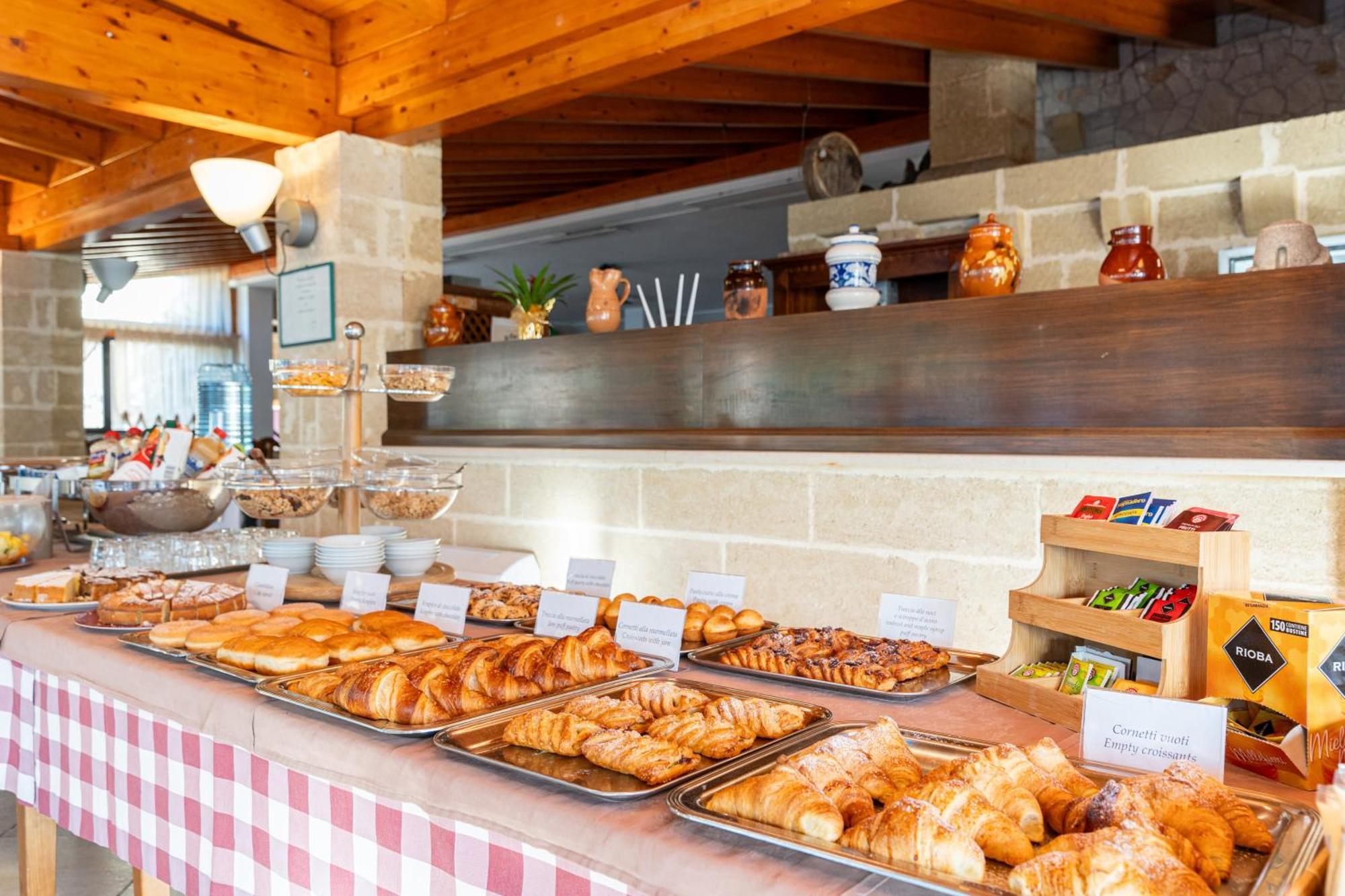 Hotel Masseria Le Pajare 普雷西切 外观 照片