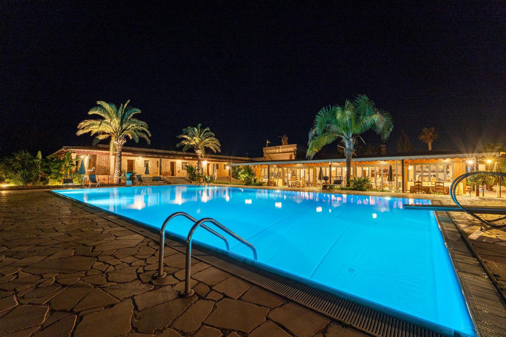 Hotel Masseria Le Pajare 普雷西切 外观 照片
