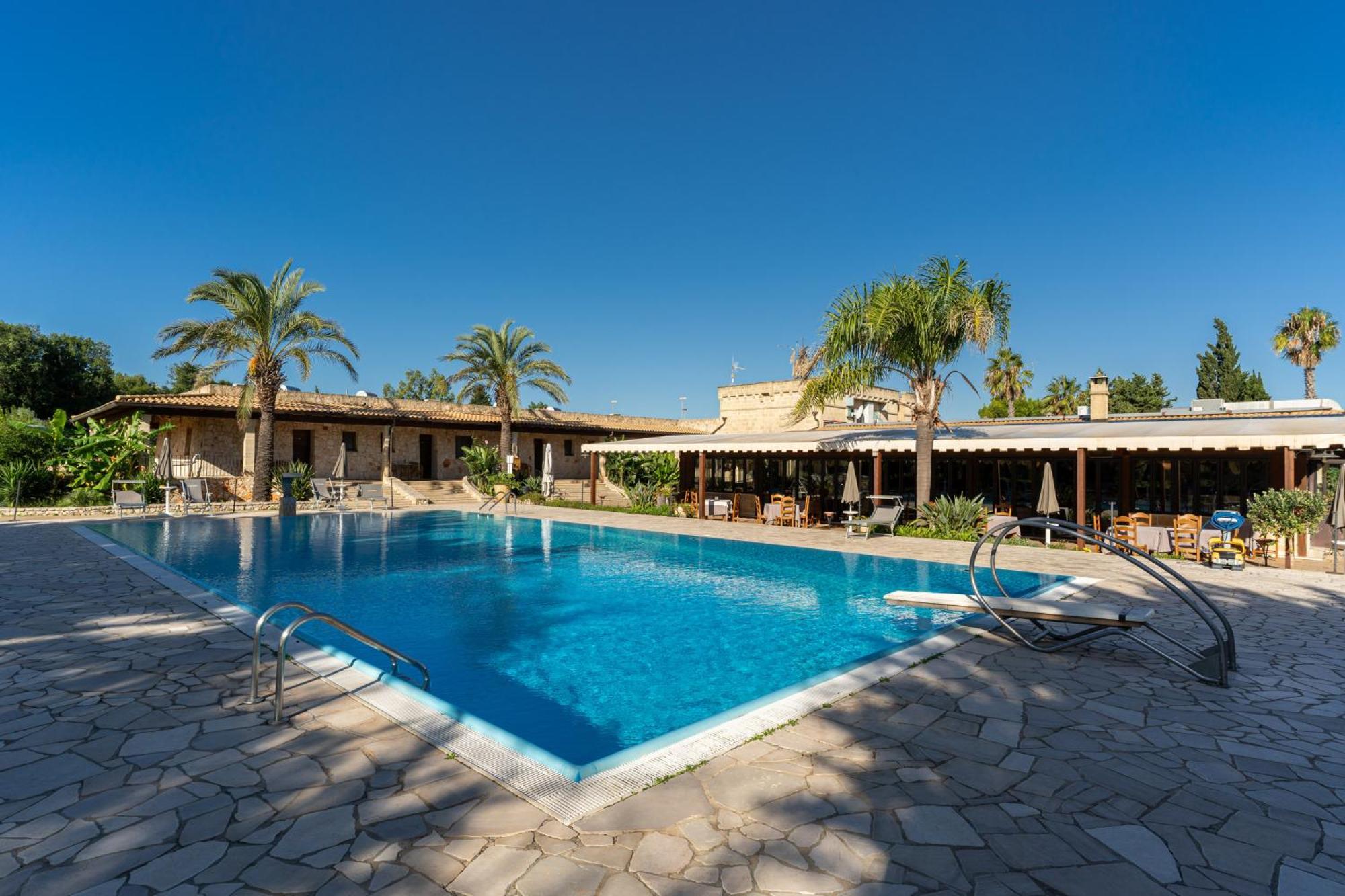 Hotel Masseria Le Pajare 普雷西切 外观 照片